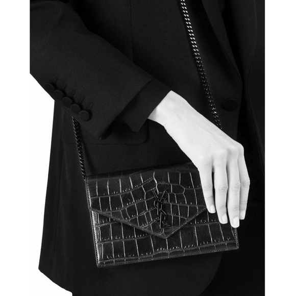 Saint Laurent Small Monogram Envelope Leather WOC - Picture 8 of 8